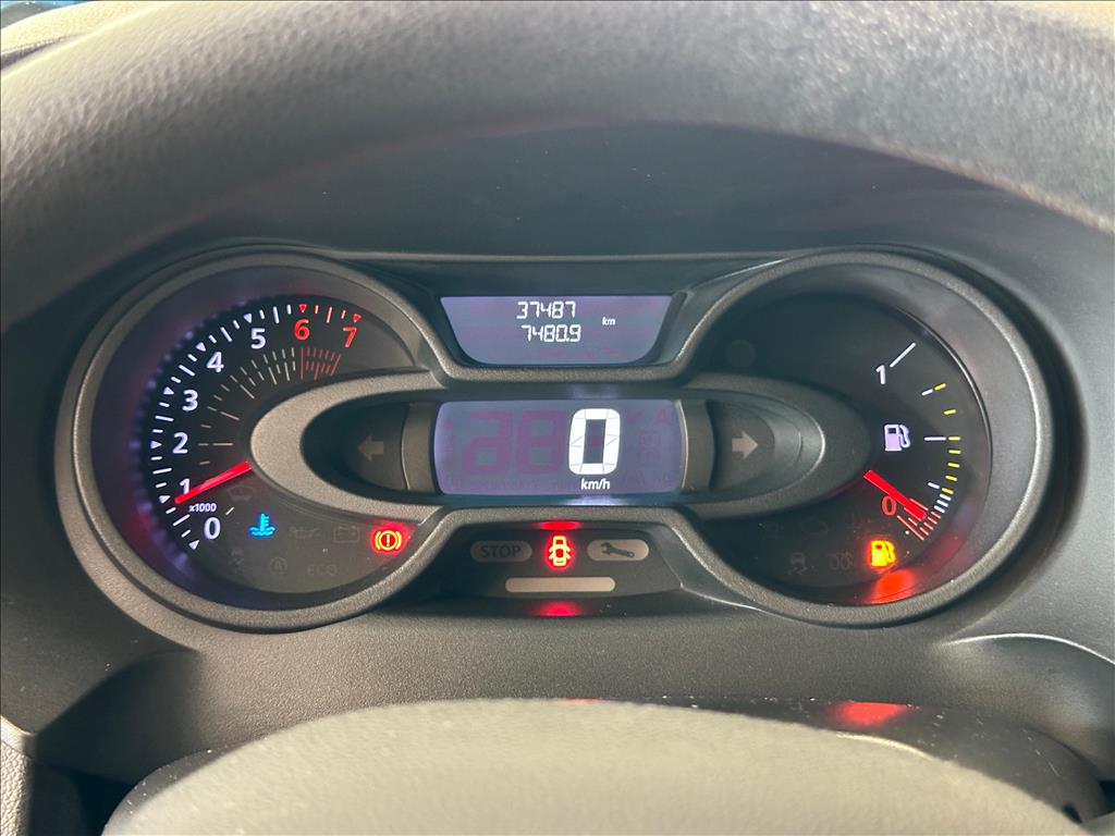 OROCH 1.6 16V SCE FLEX INTENSE MANUAL4