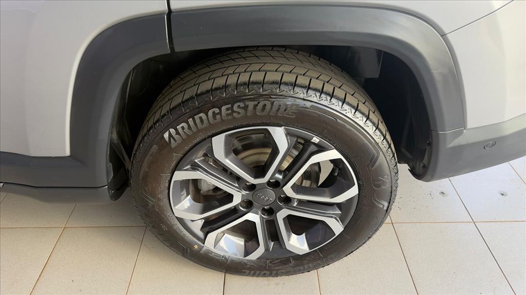 COMMANDER 1.3 T270 TURBO FLEX LIMITED AT6