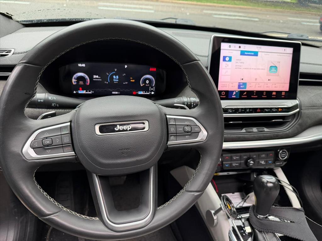 COMMANDER 1.3 T270 TURBO FLEX OVERLAND AT611