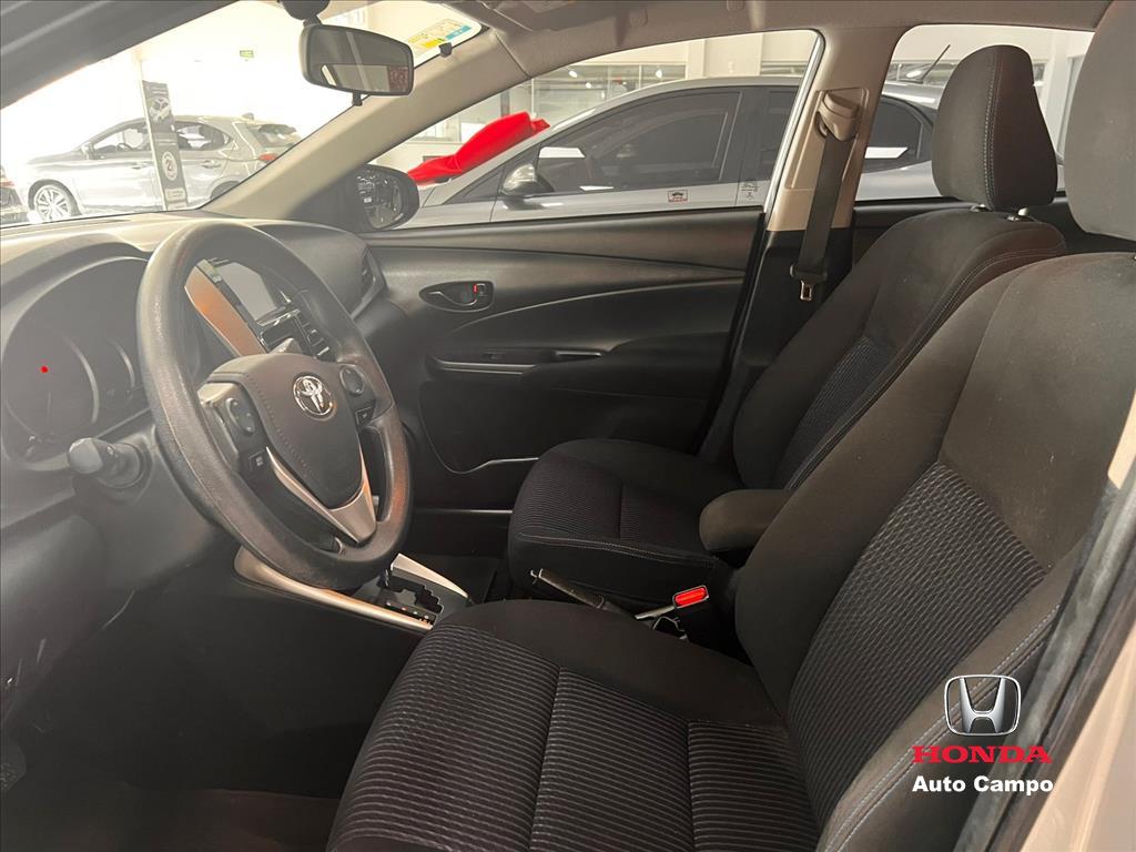 YARIS 1.5 16V FLEX SEDAN XL LIVE MULTIDRIVE7