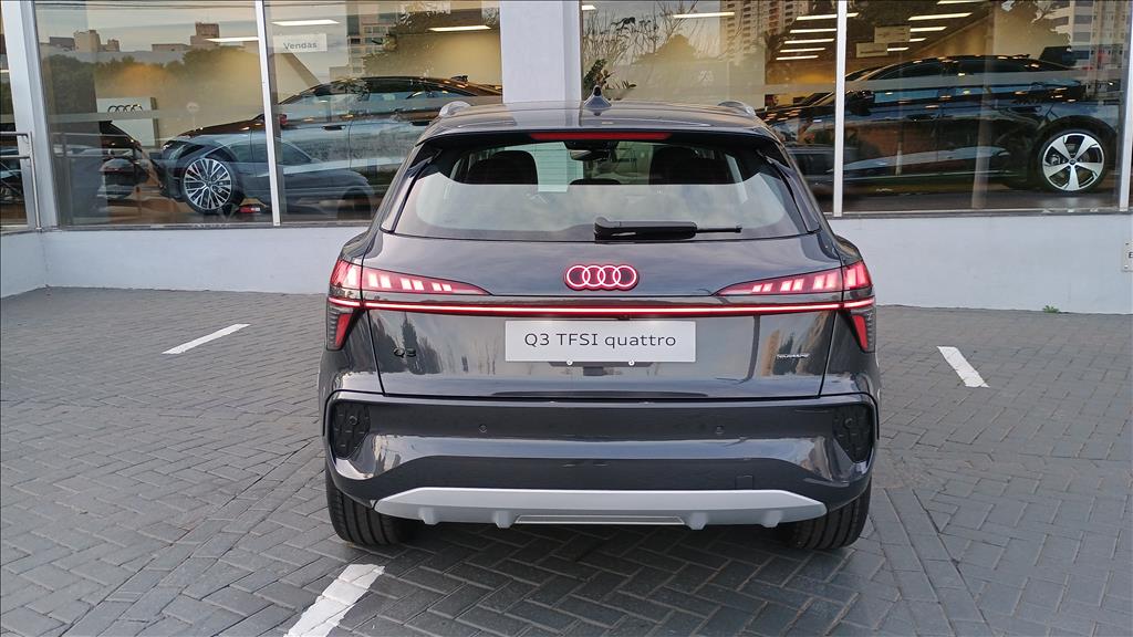 Q3 2.0 TFSI GASOLINA LAUNCH EDITION QUATTRO S TRONIC12