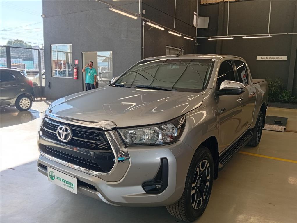 HILUX 2.8 D-4D TURBO DIESEL CD SRV 4X4 AUTOMÁTICO2