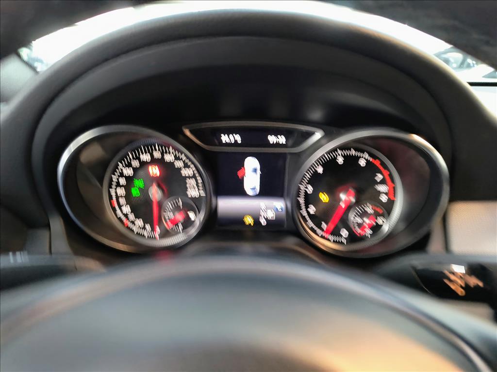 CLA 200 1.6 CGI FLEX 7G-DCT4