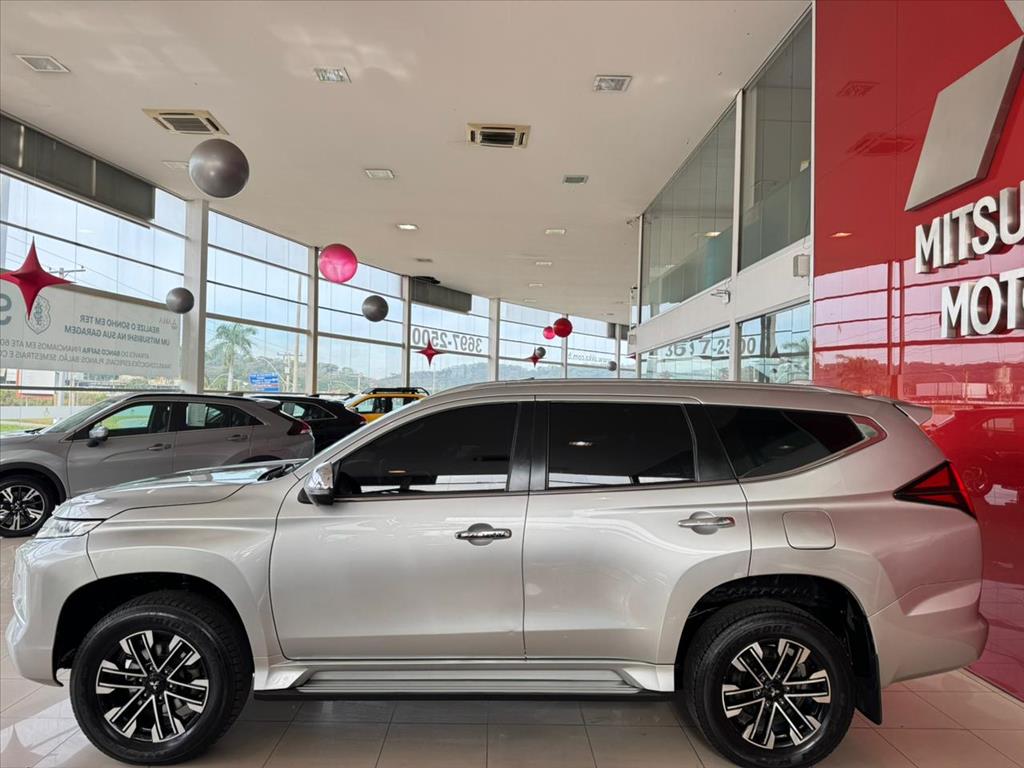 Mitsubishi-PAJERO SPORT-2.4 16V MIVEC TURBO DIESEL HPE-S AWD AUTOMÁTICO