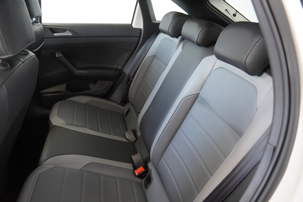 NIVUS 1.0 200 TSI TOTAL FLEX HIGHLINE AUTOMÁTICO9