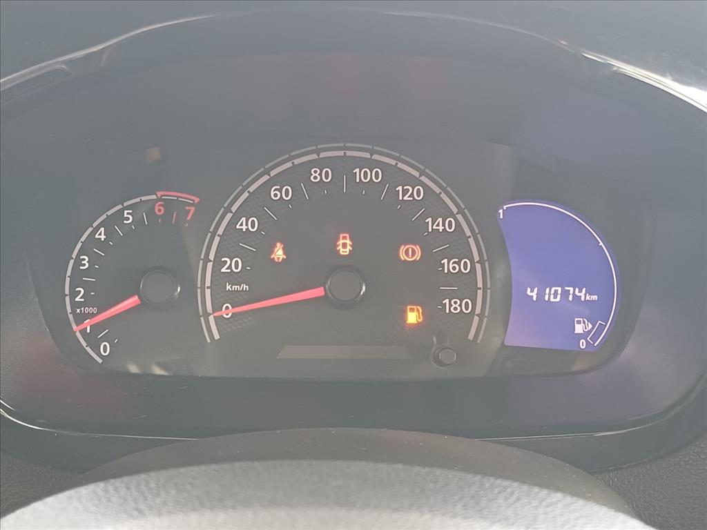 Renault-KWID-1.0 12V SCE FLEX OUTSIDER MANUAL