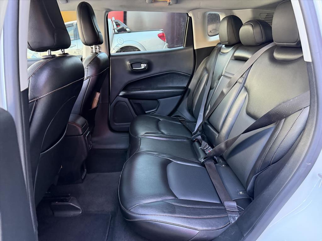 Jeep Compass - 2.0 16V FLEX LONGITUDE AUTOMÁTICO