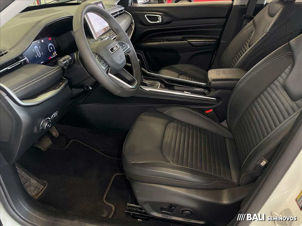 COMMANDER 1.3 T270 TURBO FLEX LONGITUDE AT611 COMMANDER 1.3 T270 TURBO FLEX LONGITUDE AT611