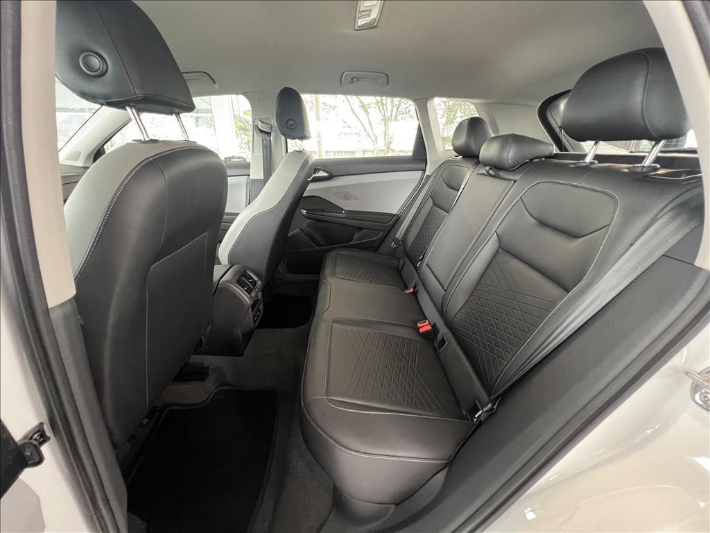 TAOS 1.4 250 TSI TOTAL FLEX COMFORTLINE AUTOMÁTICO19