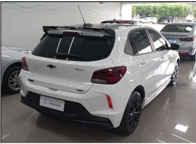 ONIX 1.0 TURBO FLEX RS AUTOMÁTICO4