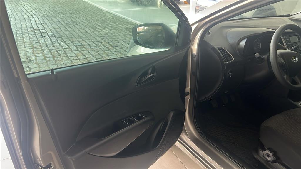 HB20 1.0 COMFORT PLUS 12V FLEX 4P MANUAL10