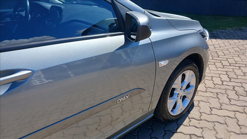 ONIX 1.0 TURBO FLEX LTZ AUTOMÁTICO12