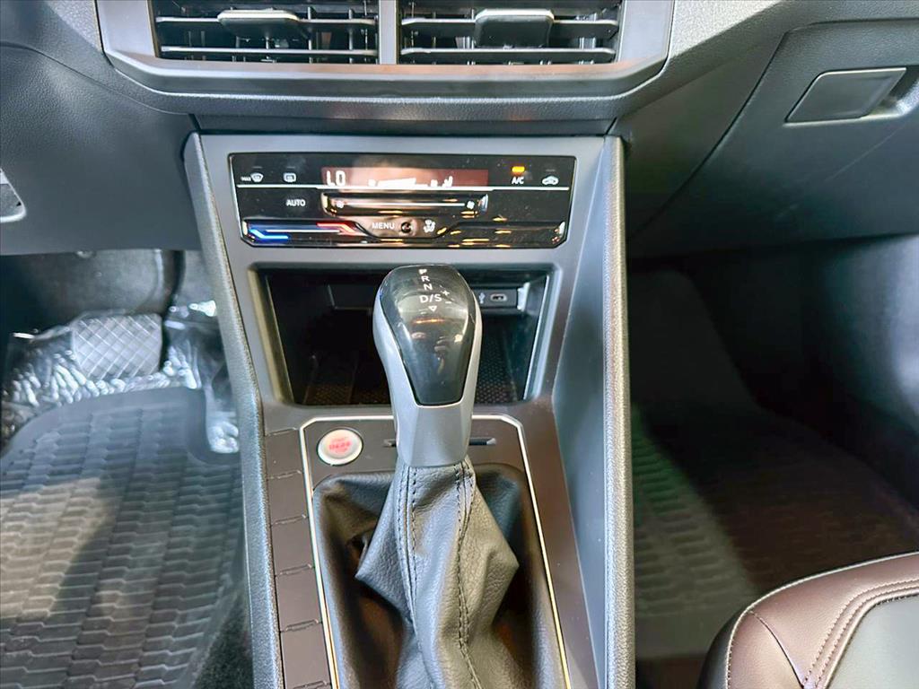 VIRTUS 1.0 200 TSI HIGHLINE AUTOMÁTICO11