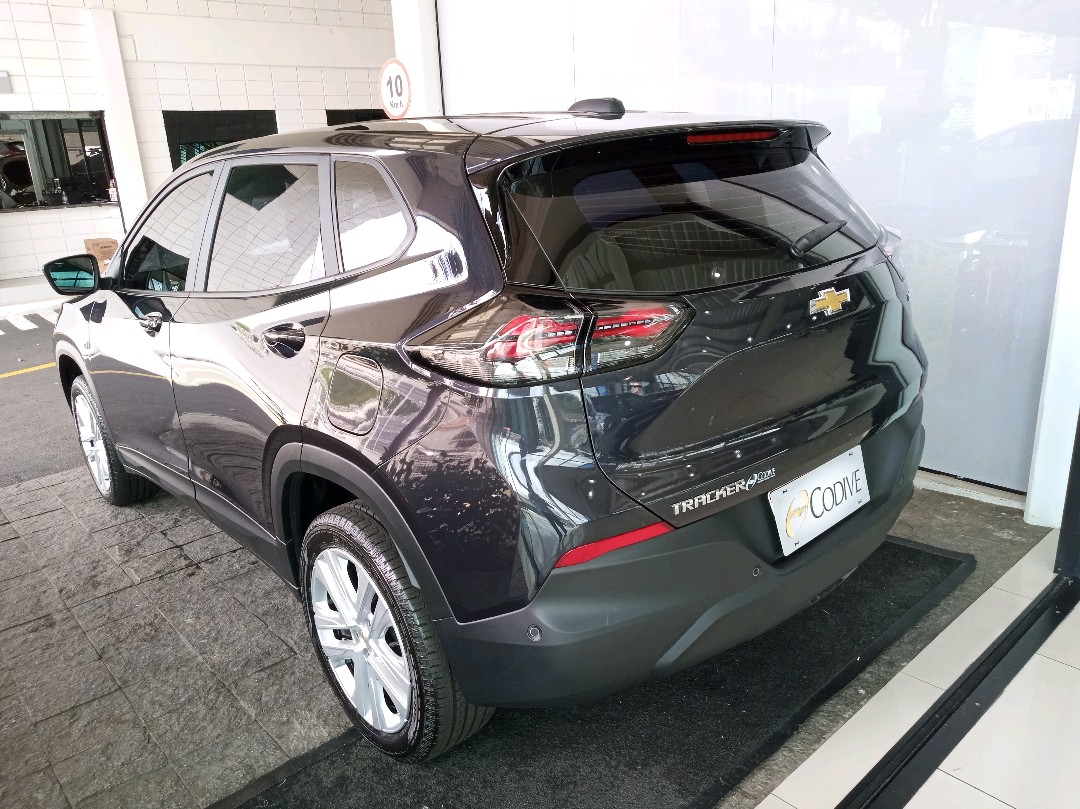 TRACKER 1.0 TURBO FLEX AUTOMÁTICO3