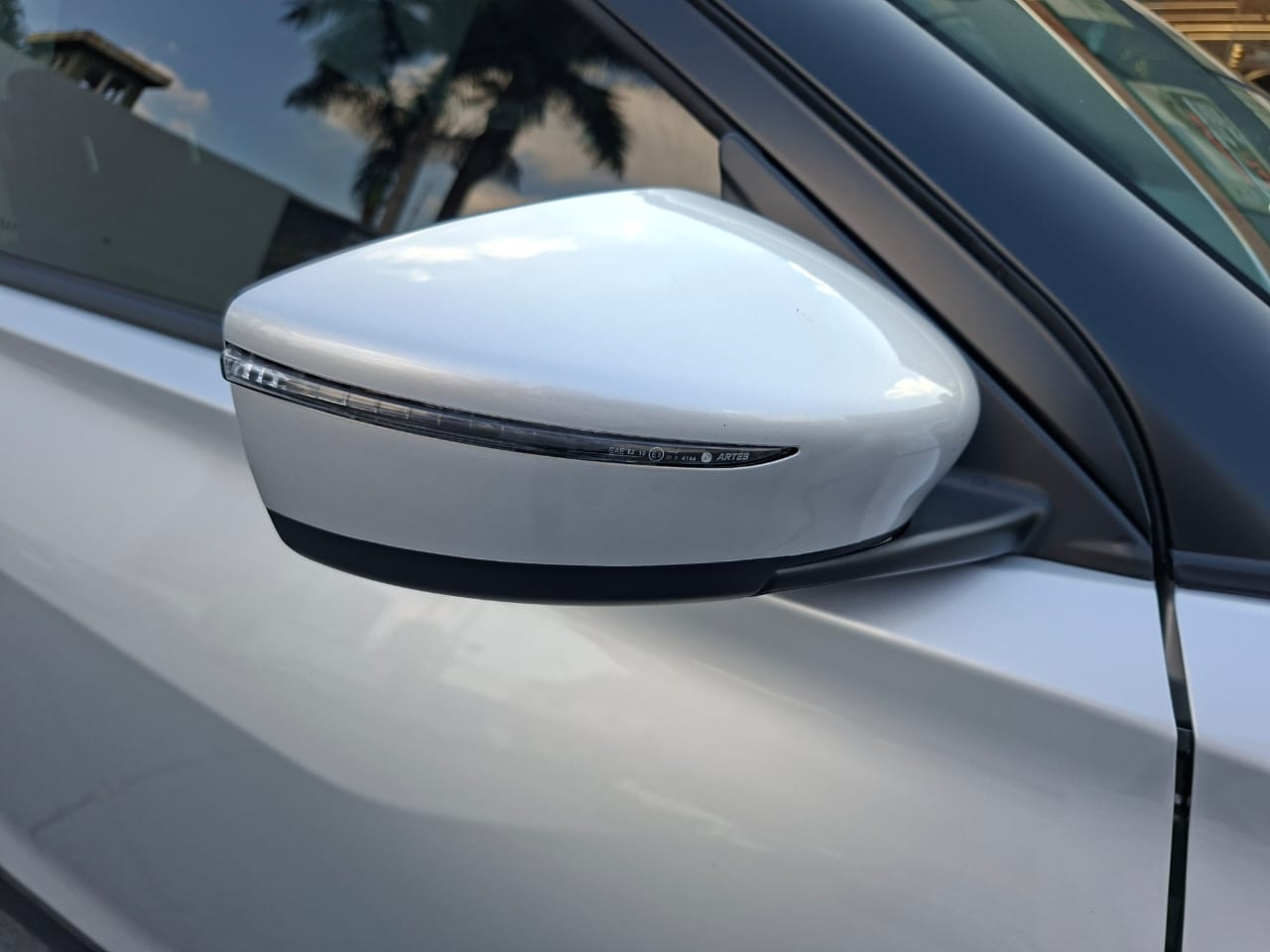 KICKS PLAY 1.6 16V FLEXSTART SENSE XTRONIC1