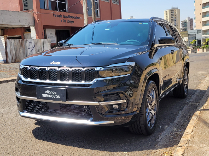 COMMANDER 1.3 T270 TURBO FLEX OVERLAND AT6 COMMANDER 1.3 T270 TURBO FLEX OVERLAND AT6