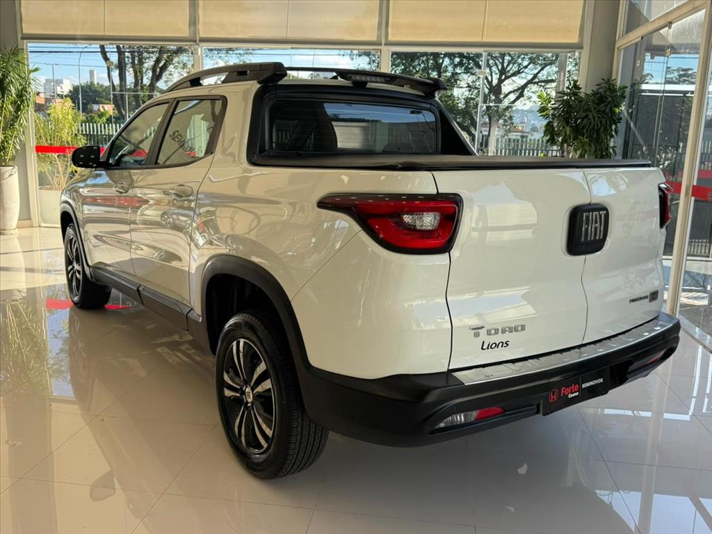 TORO 1.3 TURBO 270 FLEX FREEDOM AT63