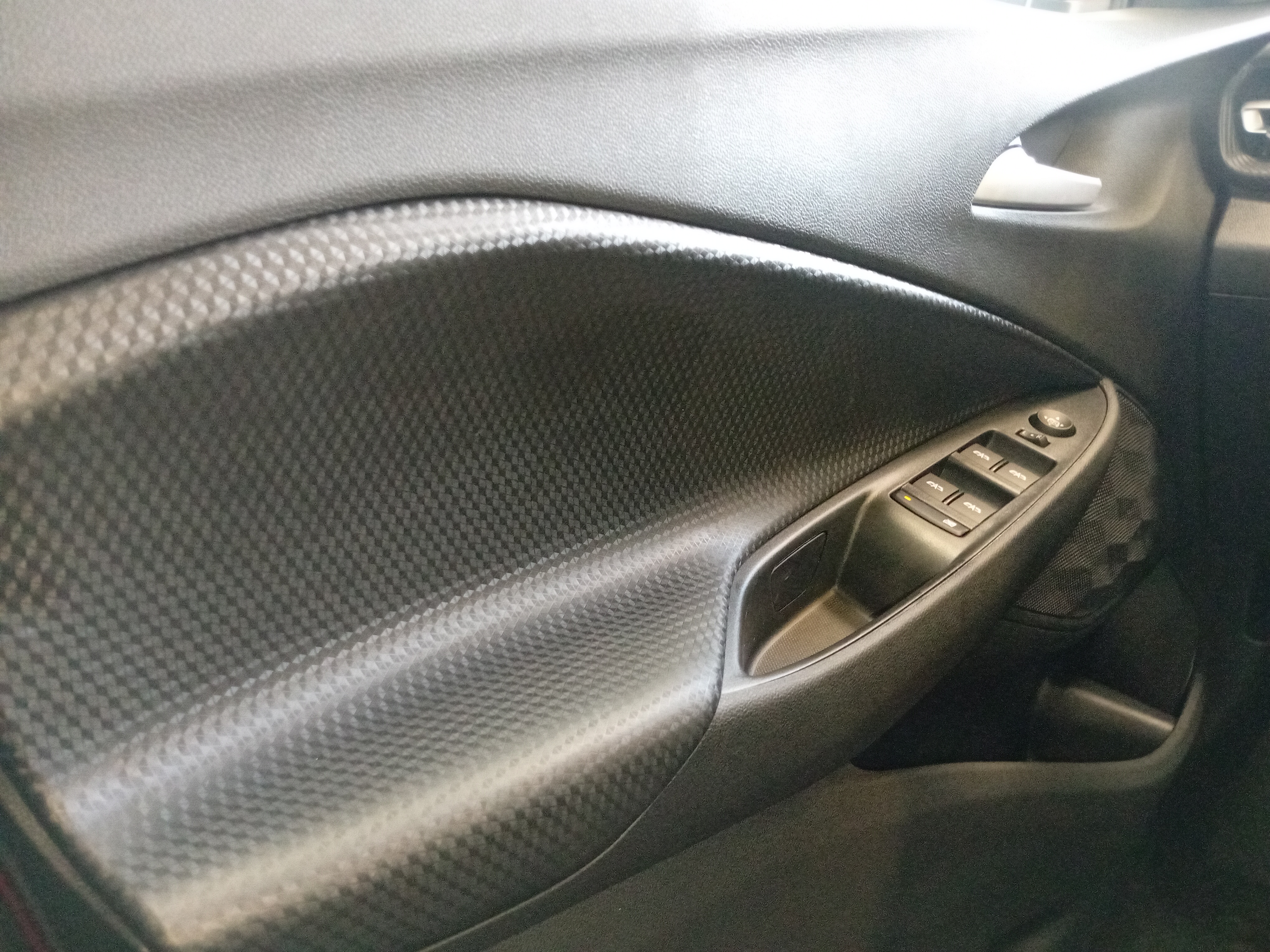 ONIX 1.0 TURBO ETANOL ECO AUTOMÁTICO10