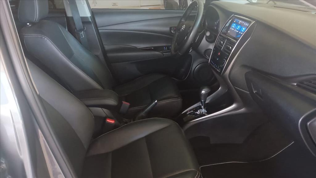 YARIS 1.5 16V FLEX XL MULTIDRIVE13