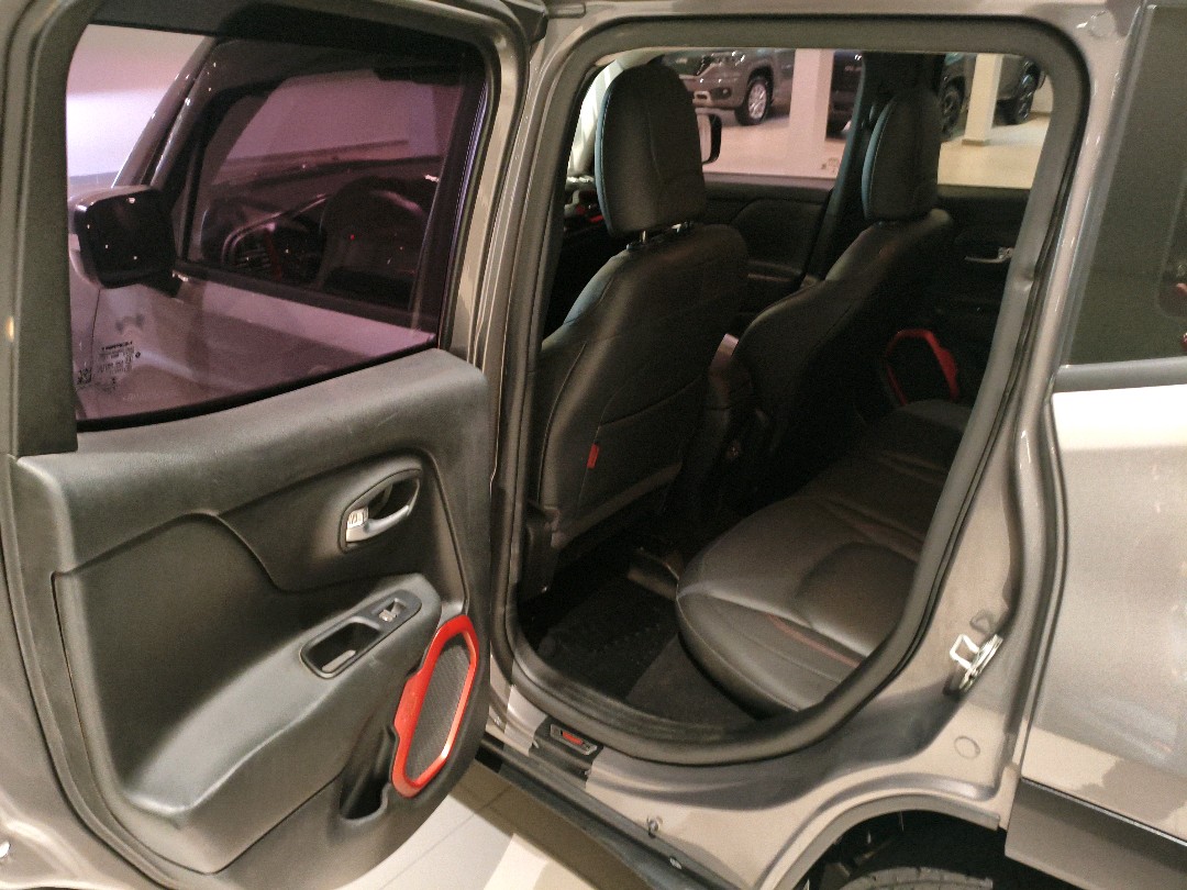 RENEGADE 2.0 16V TURBO DIESEL TRAILHAWK 4P 4X4 AUTOMÁTICO12