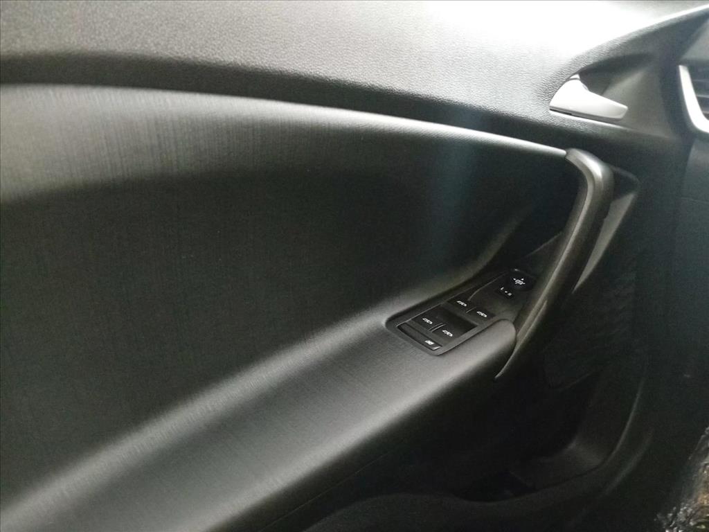 TRACKER 1.0 TURBO FLEX LTZ AUTOMÁTICO9