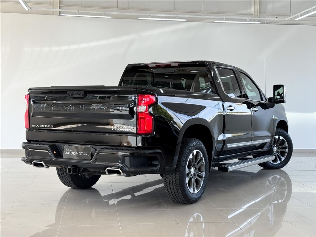 SILVERADO 5.3 V8 GASOLINA 1500 HIGH COUNTRY 4X4 AUTOMÁTICO