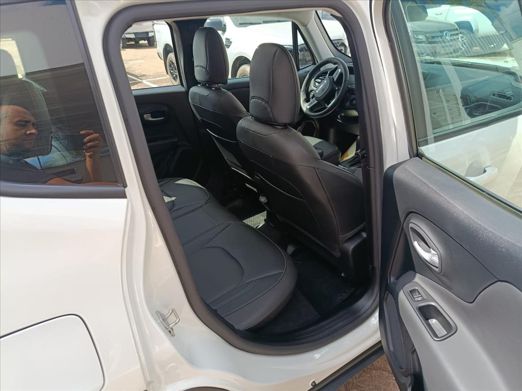 RENEGADE 1.3 T270 TURBO FLEX SAHARA AT69