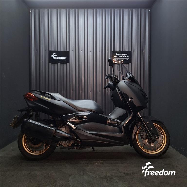 Moto YAMAHA do modelo XMAX ABS 2021/2021