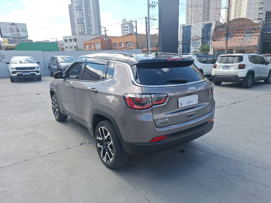 COMPASS 2.0 16V DIESEL LIMITED 4X4 AUTOMÁTICO3