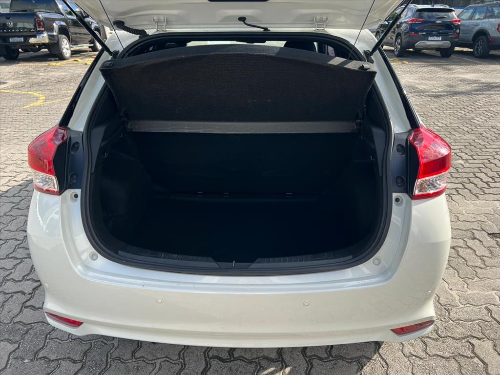 YARIS 1.3 16V FLEX XL MANUAL6