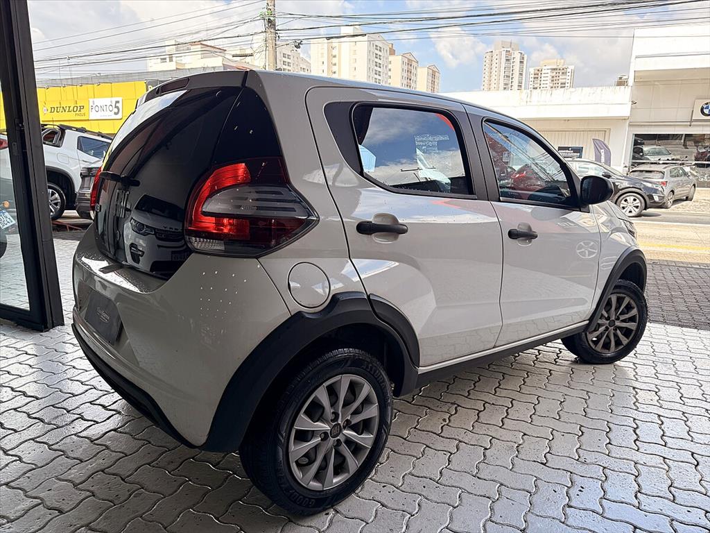 Fiat Mobi - 1.0 EVO FLEX LIKE. MANUAL