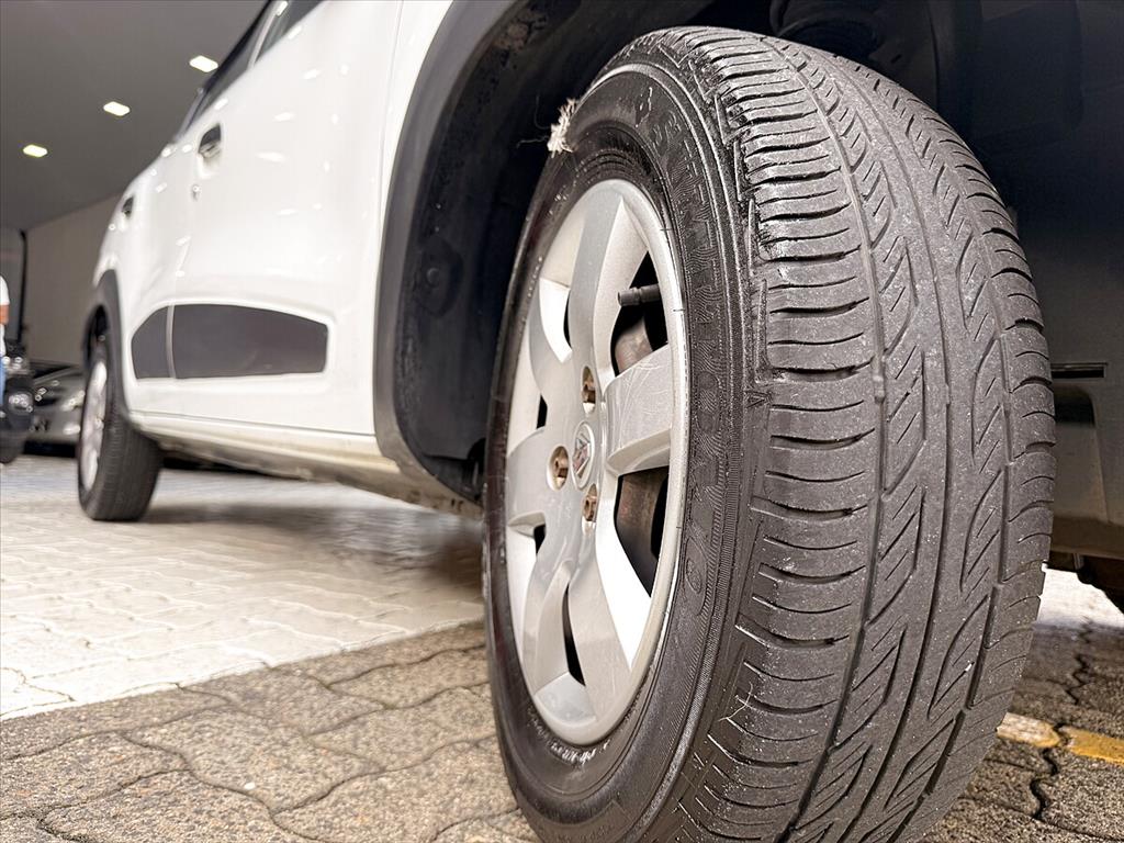 Renault Kwid - 1.0 12V SCE FLEX ZEN MANUAL