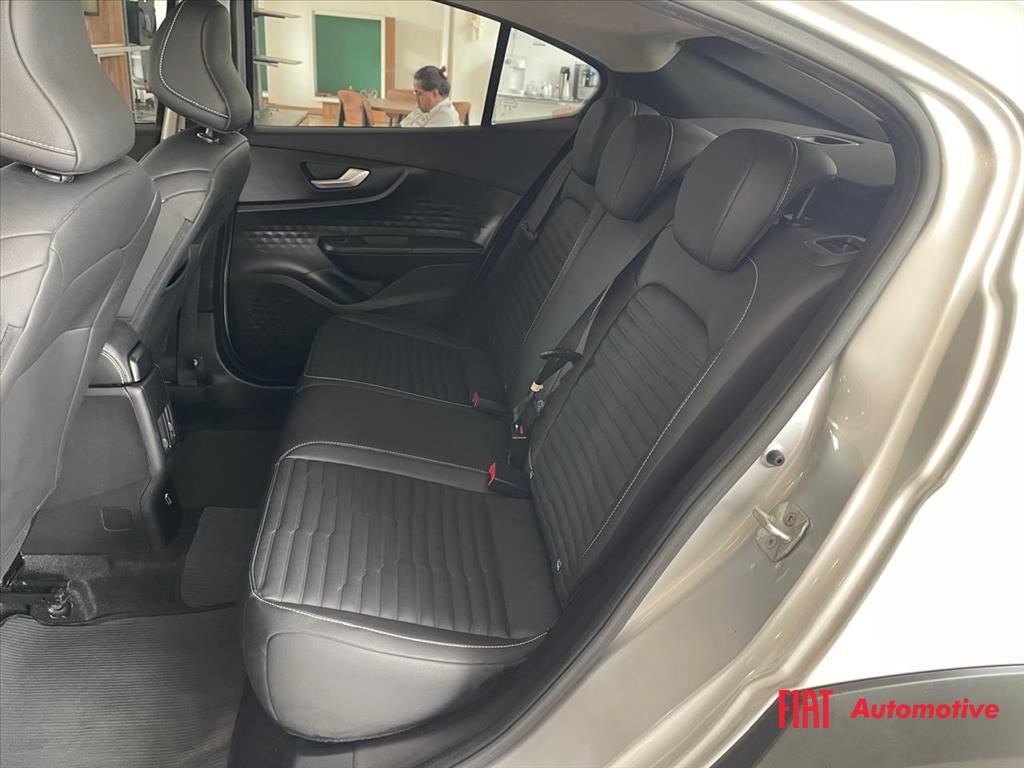 FASTBACK 1.0 TURBO 200 HYBRID AUDACE CVT8