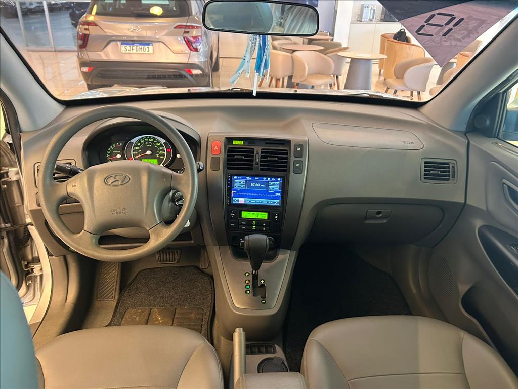 Hyundai-TUCSON-2.0 MPFI GLS 16V 143CV 2WD FLEX 4P AUTOMÁTICO