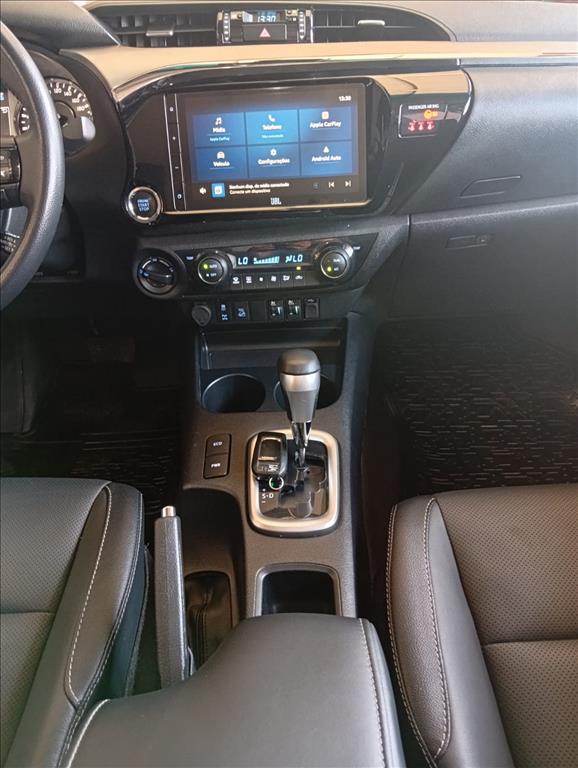 HILUX 2.8 D-4D TURBO DIESEL CD SRX 4X4 AUTOMÁTICO12