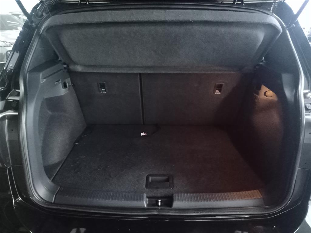 Volkswagen-T-CROSS-1.0 200 TSI TOTAL FLEX COMFORTLINE AUTOMÁTICO