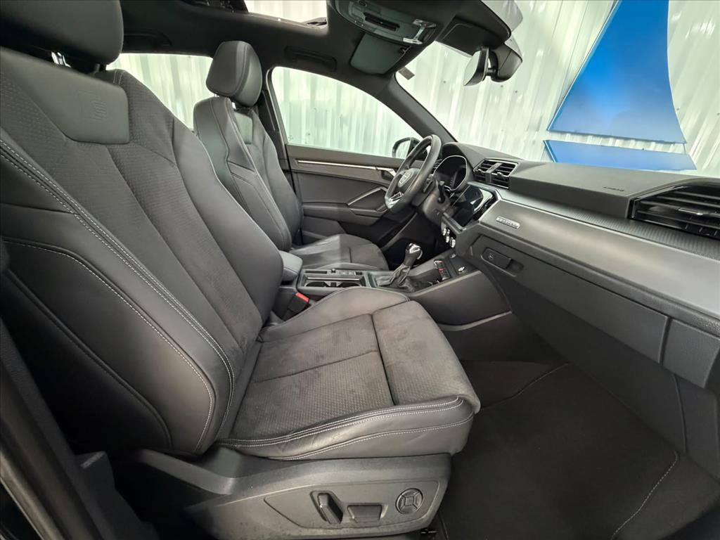 Q3 2.0 40 TFSI GASOLINA SPORTBACK PERFORMANCE QUATTRO TIPTRONIC18