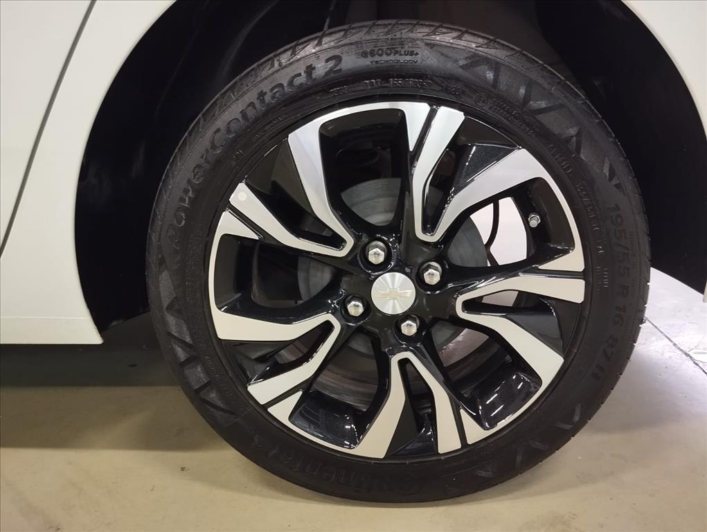 ONIX PLUS 1.0 TURBO FLEX PREMIER AUTOMÁTICO9