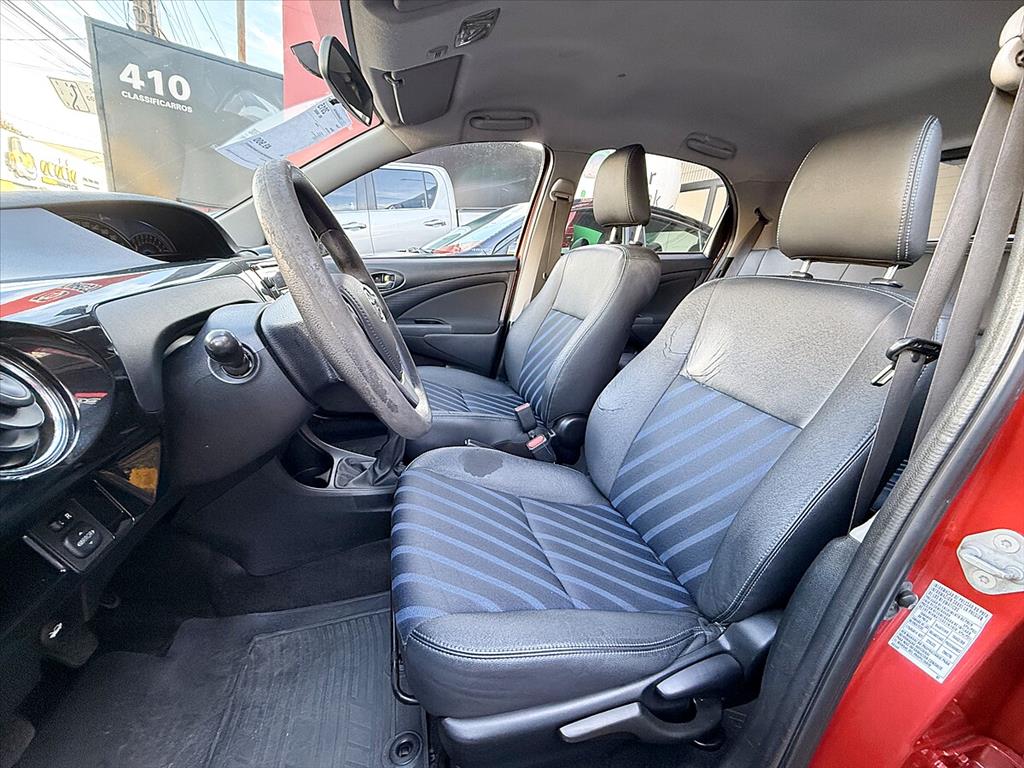 Toyota Etios - 1.5 XS 16V FLEX 4P MANUAL