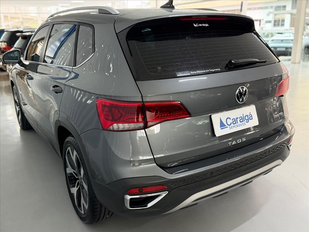 TAOS 1.4 250 TSI TOTAL FLEX HIGHLINE AUTOMÁTICO9