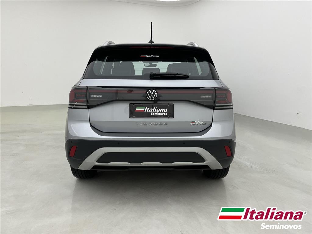 T-CROSS 1.4 250 TSI TOTAL FLEX HIGHLINE AUTOMÁTICO3