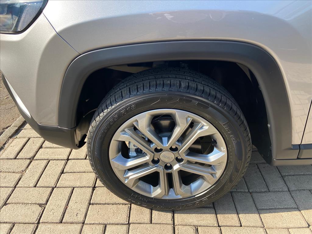 COMPASS 2.0 TD350 TURBO DIESEL LONGITUDE AT9 COMPASS 2.0 TD350 TURBO DIESEL LONGITUDE AT9