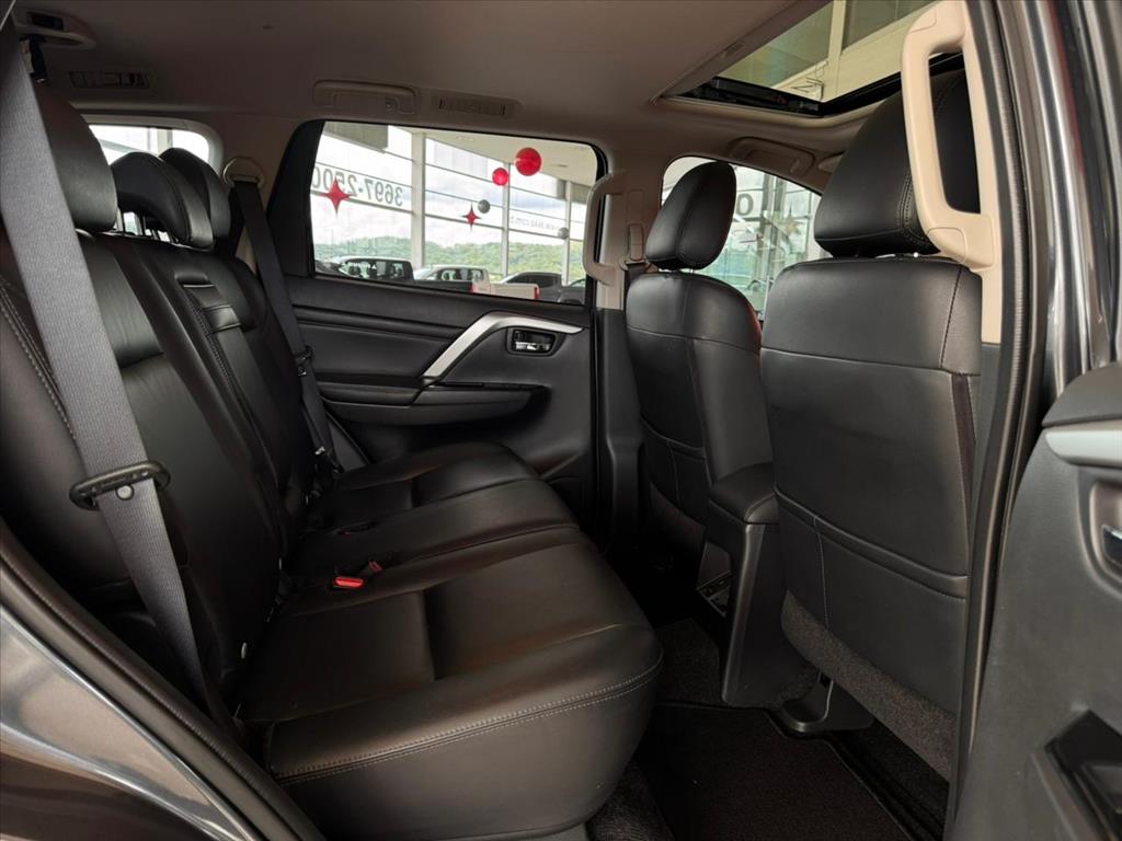 Mitsubishi-PAJERO SPORT-2.4 16V MIVEC TURBO DIESEL HPE-S AWD AUTOMÁTICO