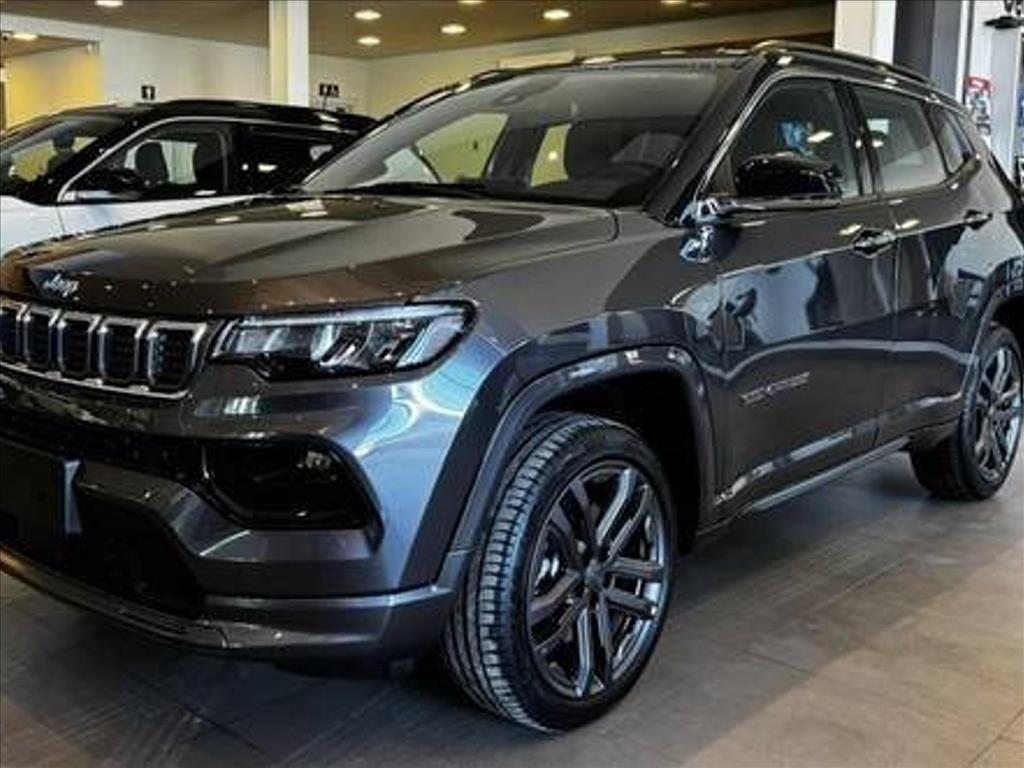COMPASS 2.0 HURRICANE 4 TURBO GASOLINA OVERLAND AT92
