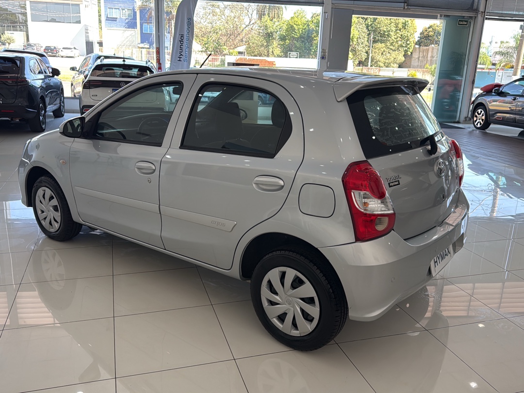 ETIOS 1.3 X 16V FLEX 4P MANUAL5