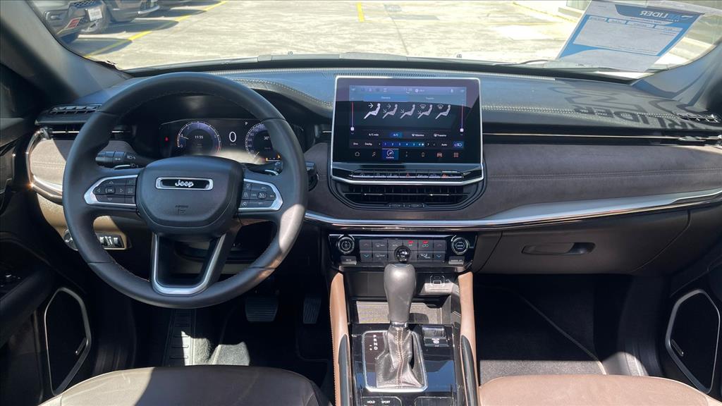 COMMANDER 1.3 T270 TURBO FLEX OVERLAND AT612