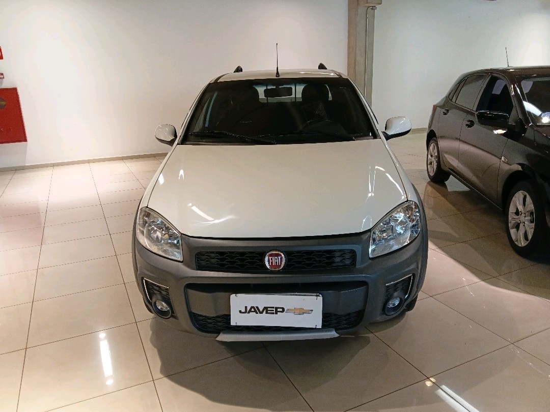 Fiat-STRADA-1.4 MPI FREEDOM CD 8V FLEX 3P MANUAL