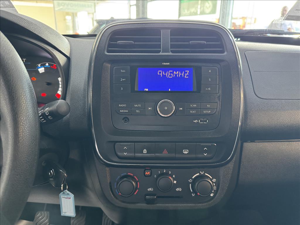 KWID 1.0 12V SCE FLEX ZEN MANUAL9