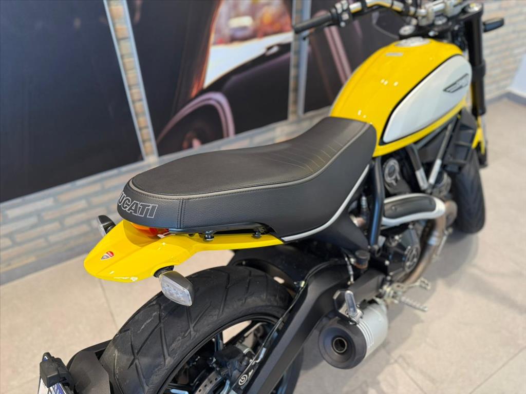 DUCATI-SCRAMBLER-ICON