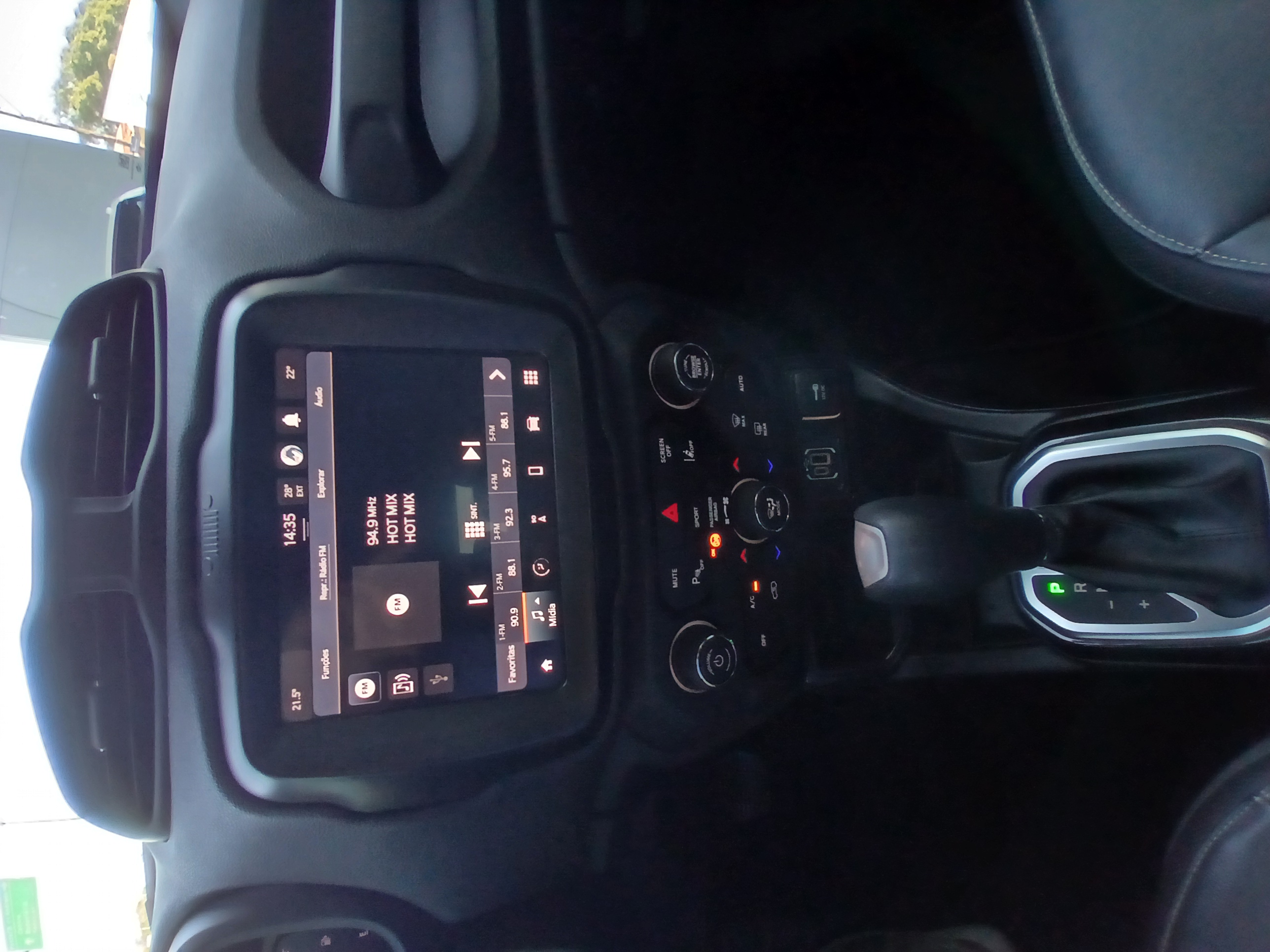 RENEGADE 1.3 T270 TURBO FLEX LONGITUDE AT610